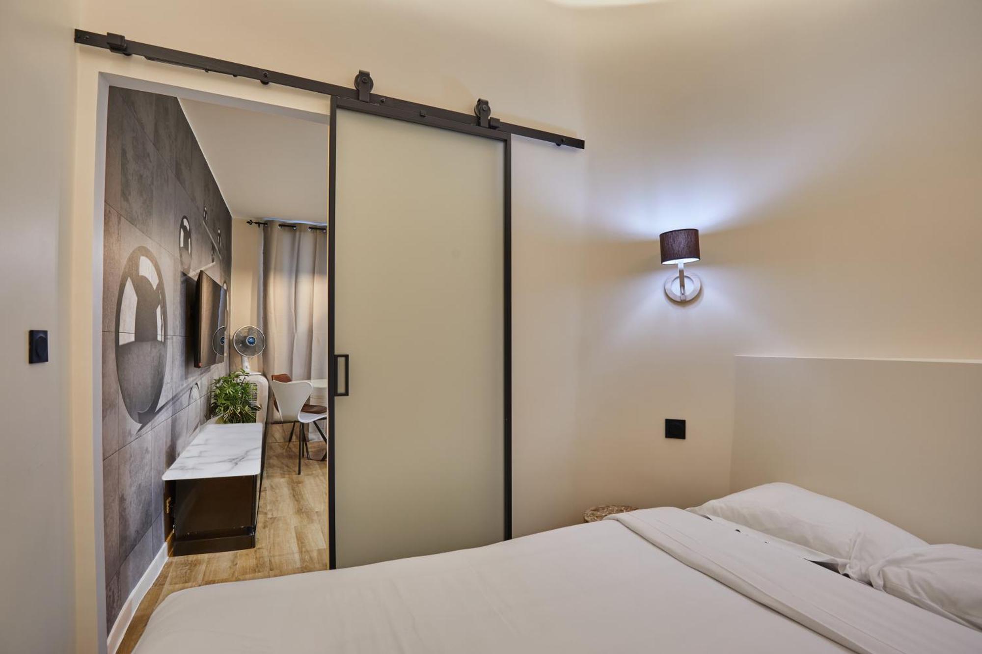 Rent A Room - Residence Meslay ปารีส ภายนอก รูปภาพ